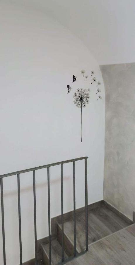 Napoli Pop Chiaia Apartment Екстериор снимка