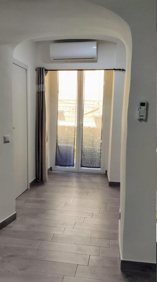 Napoli Pop Chiaia Apartment Екстериор снимка