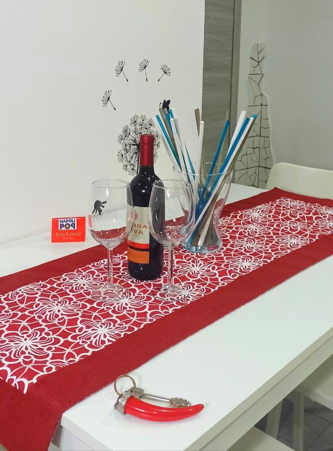 Napoli Pop Chiaia Apartment Екстериор снимка