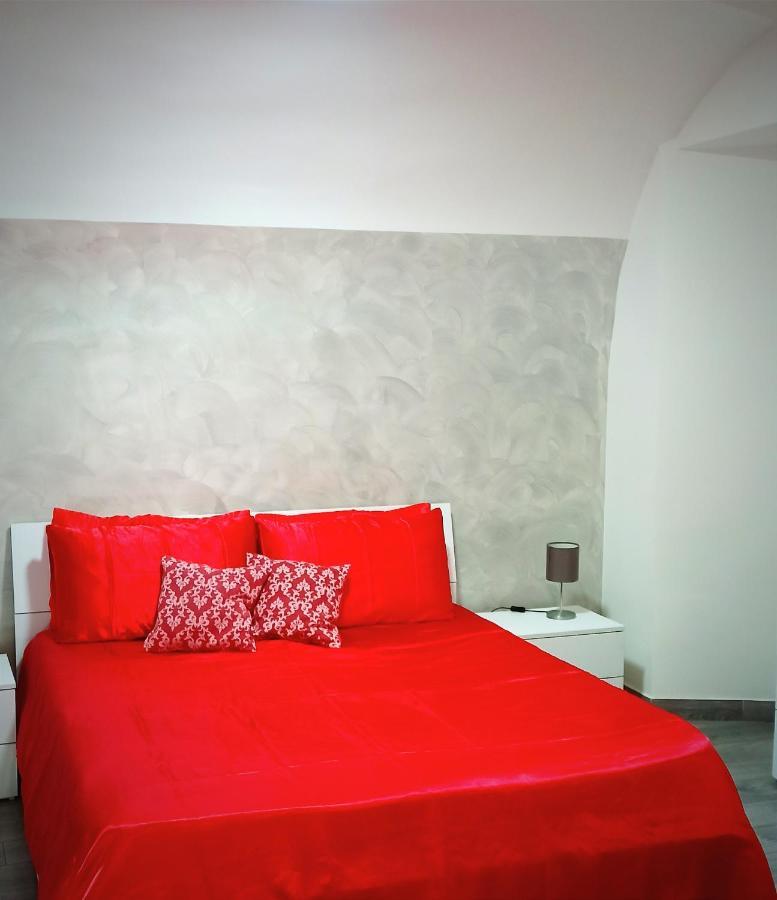 Napoli Pop Chiaia Apartment Екстериор снимка