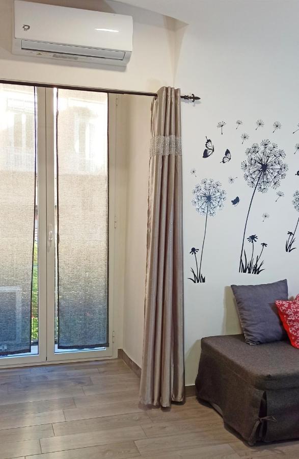 Napoli Pop Chiaia Apartment Екстериор снимка