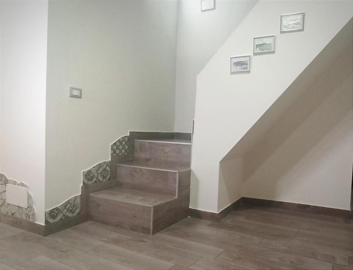 Napoli Pop Chiaia Apartment Екстериор снимка