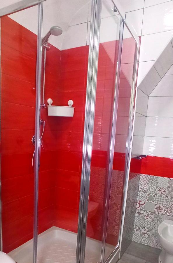 Napoli Pop Chiaia Apartment Екстериор снимка